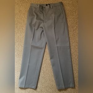 Dockers Men's Signature Khaki D3 Classic Fit Flat Front Pant, Fog, 34X31